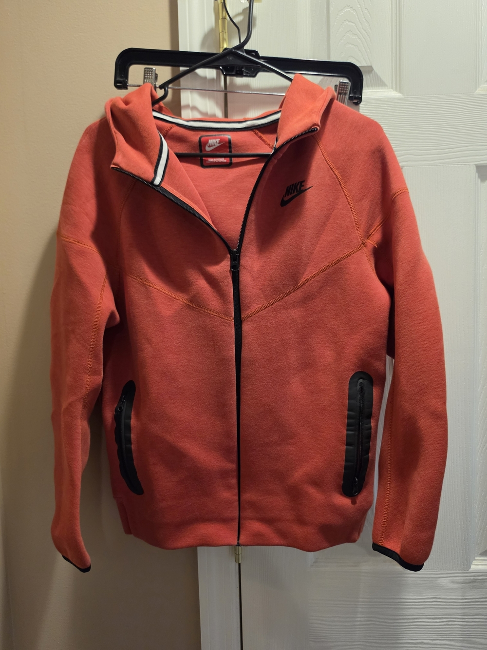 Nike Big Kids Red Full-Zip Jacket Size XL